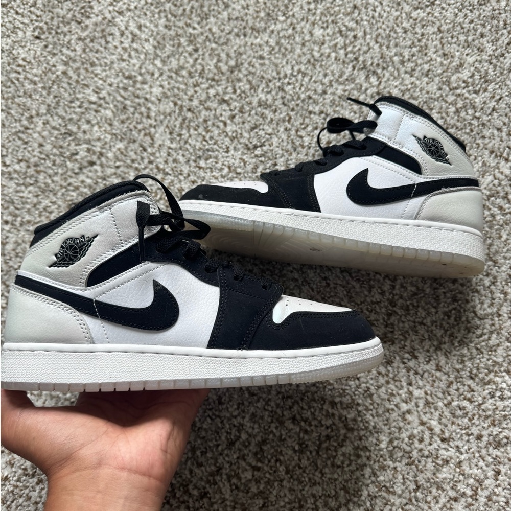 Jordan 1 Mid ‘Diamond’